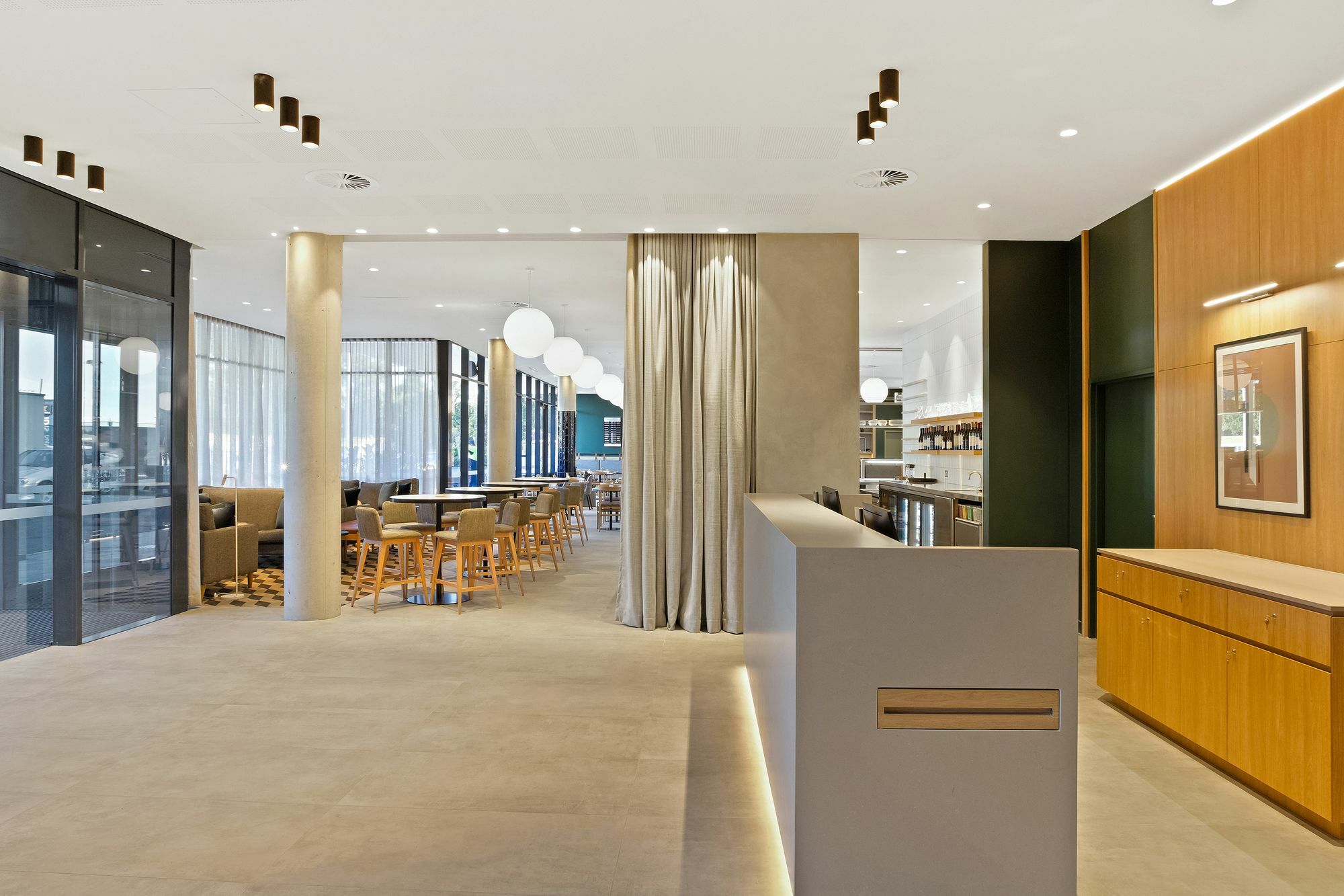 Mantra Hotel At Sydney Airport Bagian luar foto